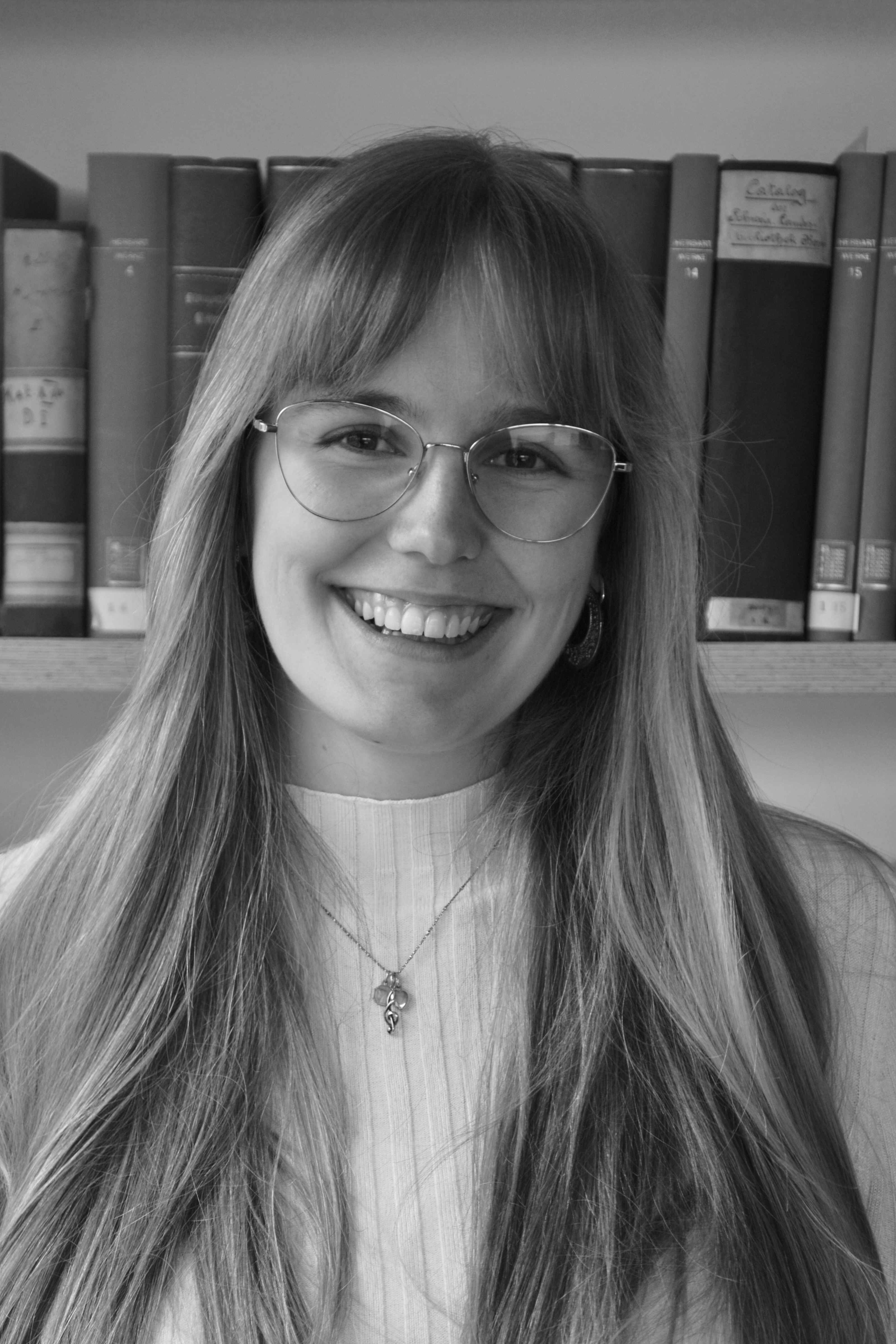  Nora Flükiger